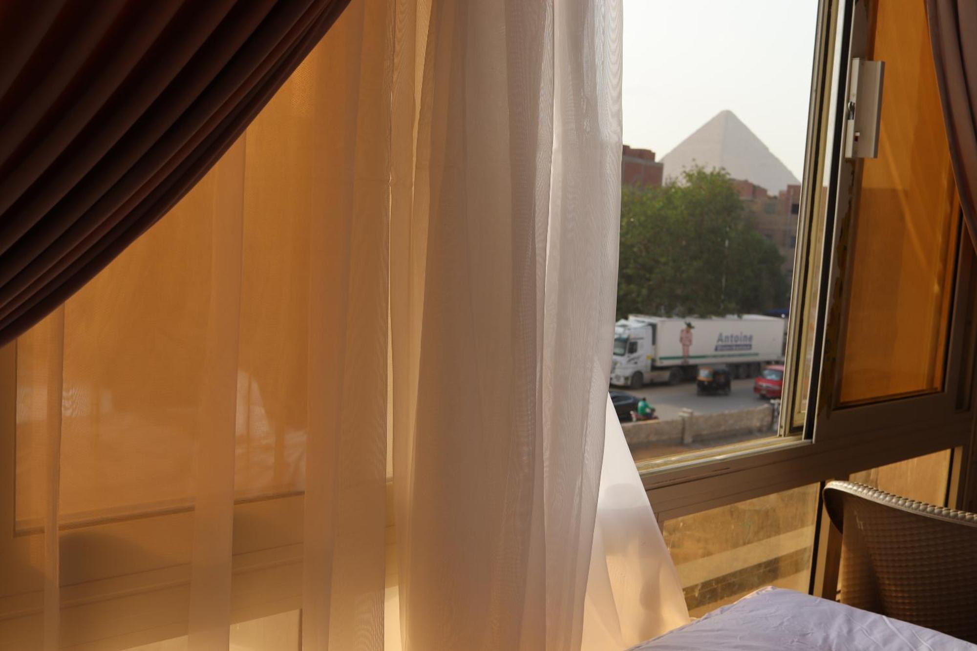 Ostello Energy Pyramids View Kafret el-Gabal Esterno foto